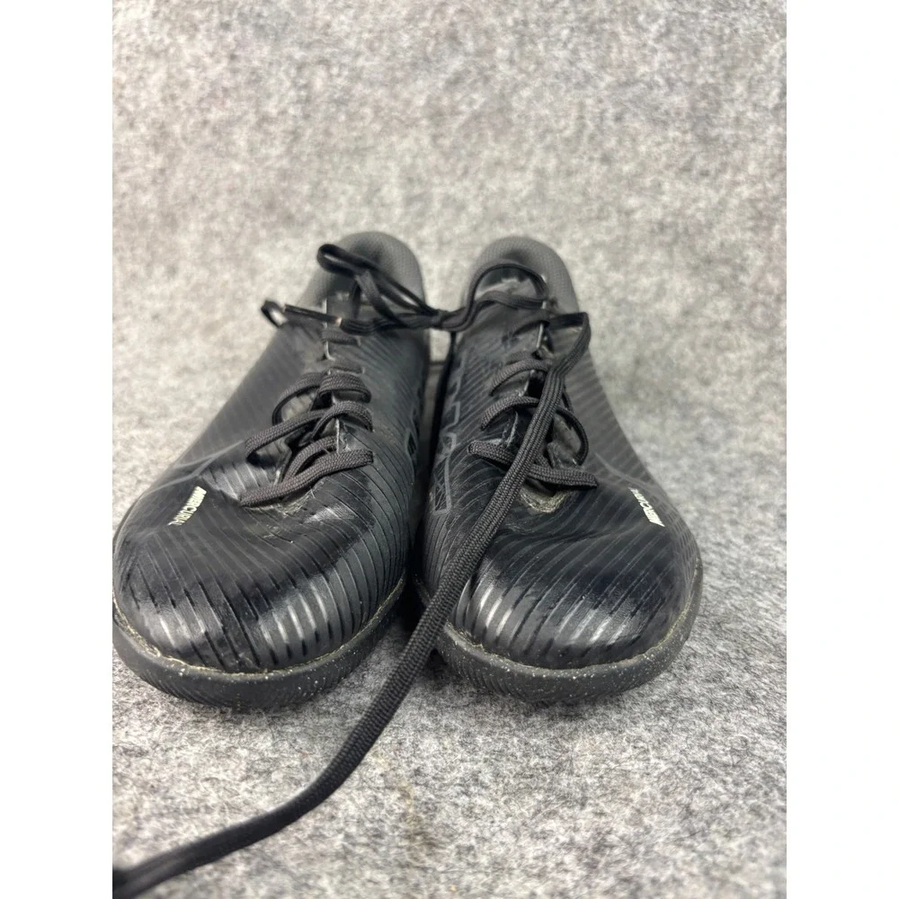 Nike Mercurial Soccer Shoes Kids Size 4Y Black Indoor Court Athletic Sneakers‎